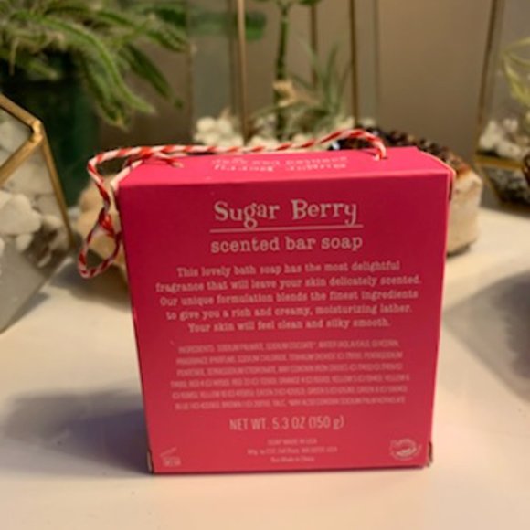 Sugar Berry "Stalker "is a harsh word scent soap Great for Valentines!! - Picture 3 of 4
